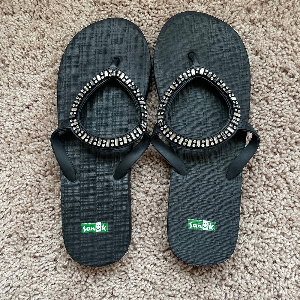 Sanuk Sandal